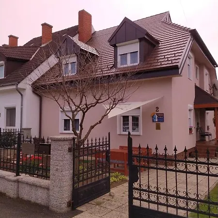 Apartment Forras-g Vendeghaz *