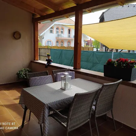 Apartament Forras-g Vendeghaz *